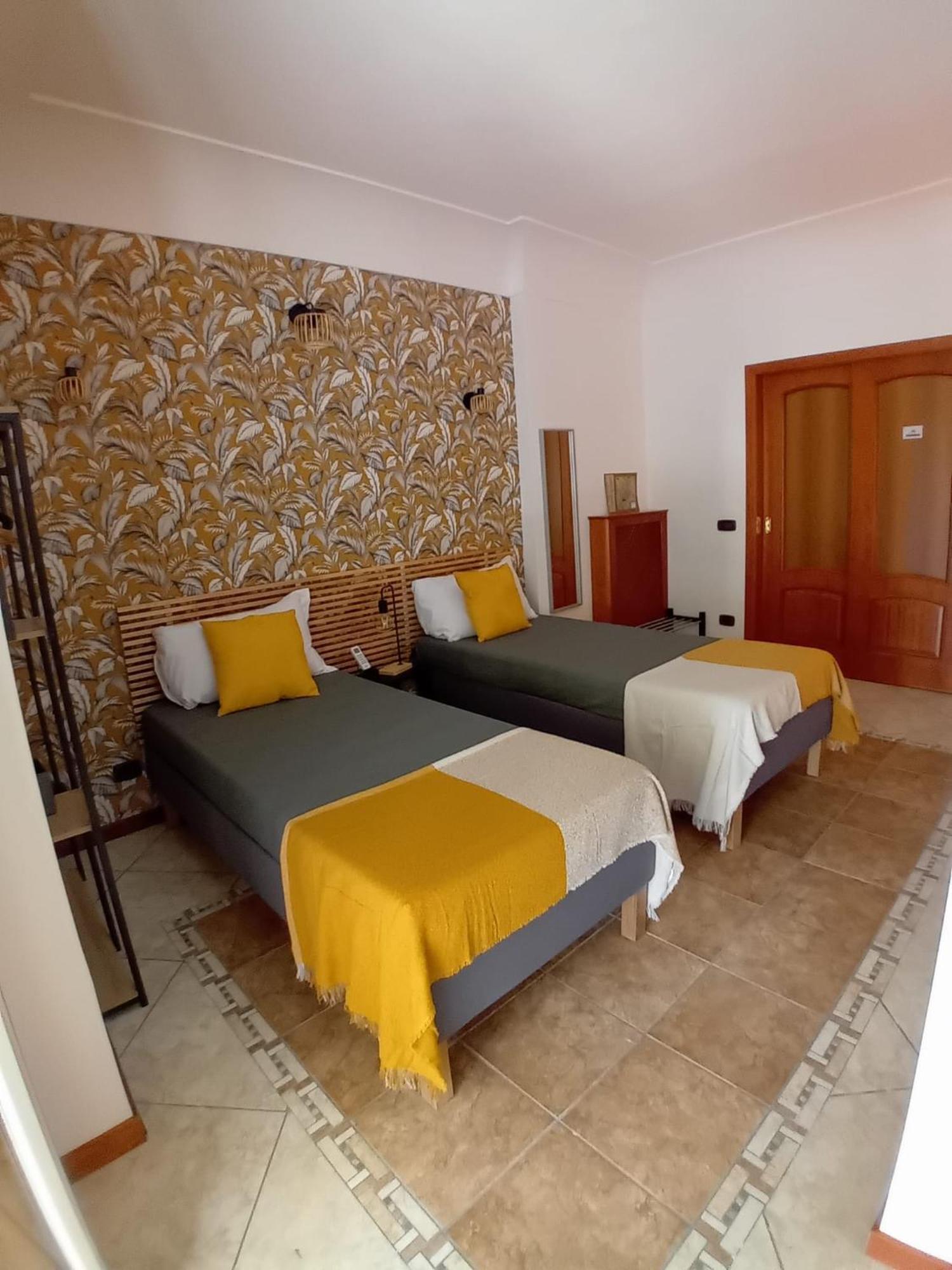 Reginella House Hotel Napoli Eksteriør billede