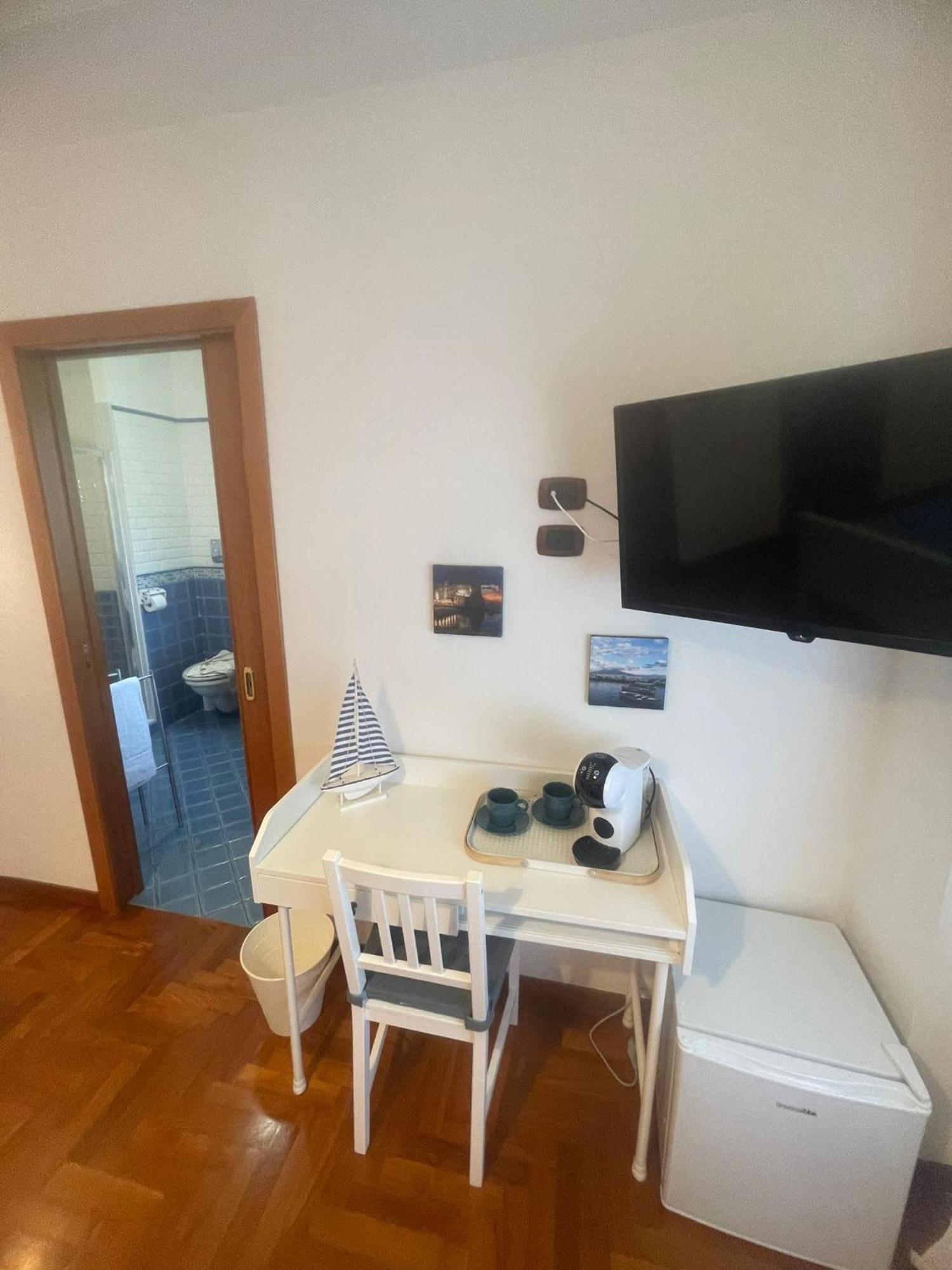 Reginella House Hotel Napoli Eksteriør billede